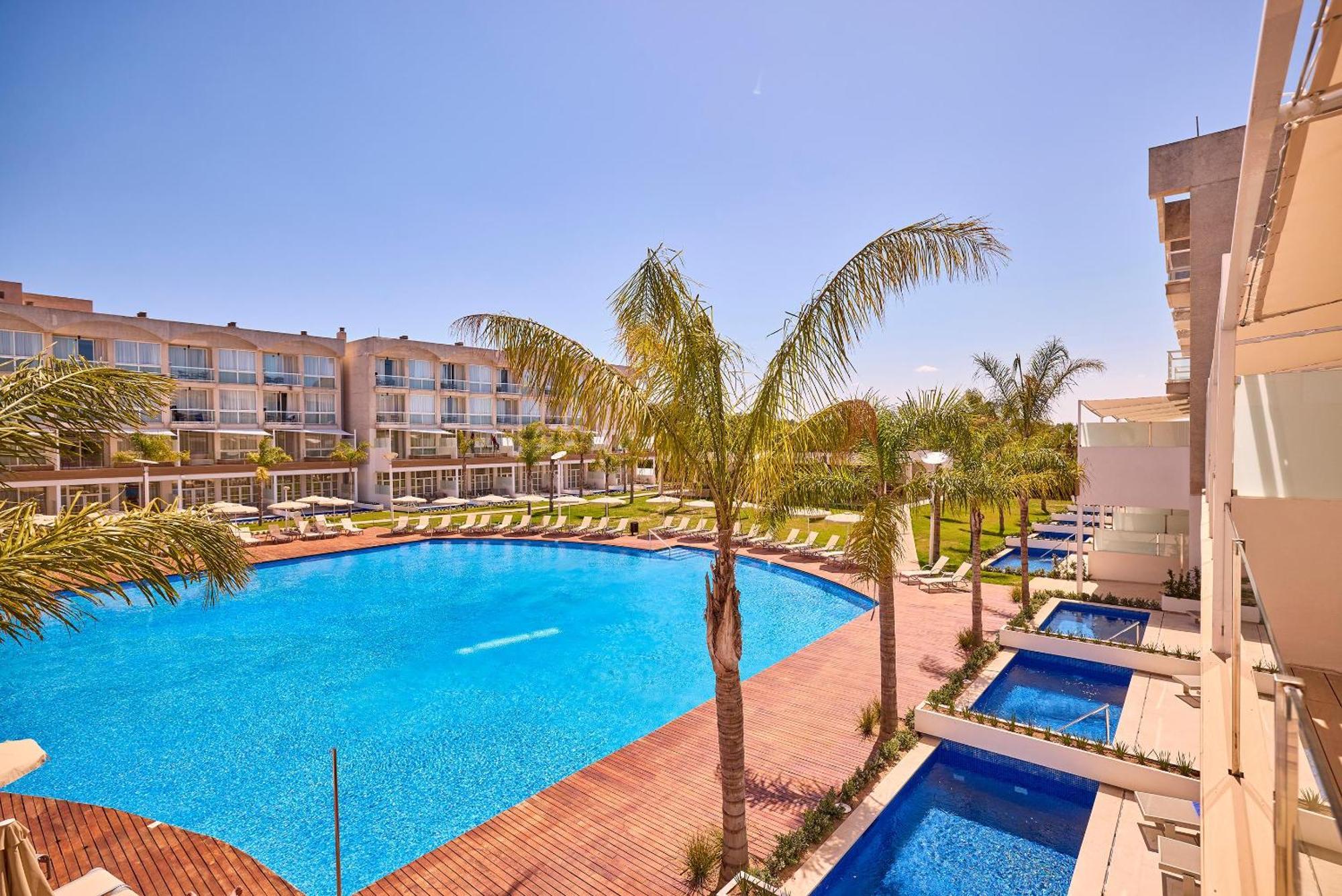 Zafiro Alzinar Mar Adults Only - Refurbished 2025 Apartment Can Picafort (Mallorca)